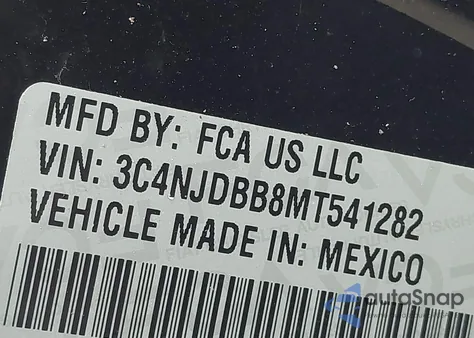 2021 Jeep Compass Altitude 4X4 from USA, damaged, VIN 3C4NJDBB8MT541282